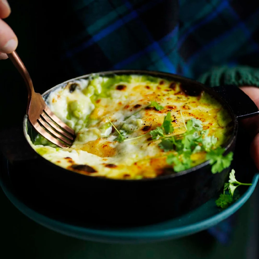 Gourmet Traveller Unveils Decadent Leek Risotto Raclette Gratin: A Winter Comfort Reinvented