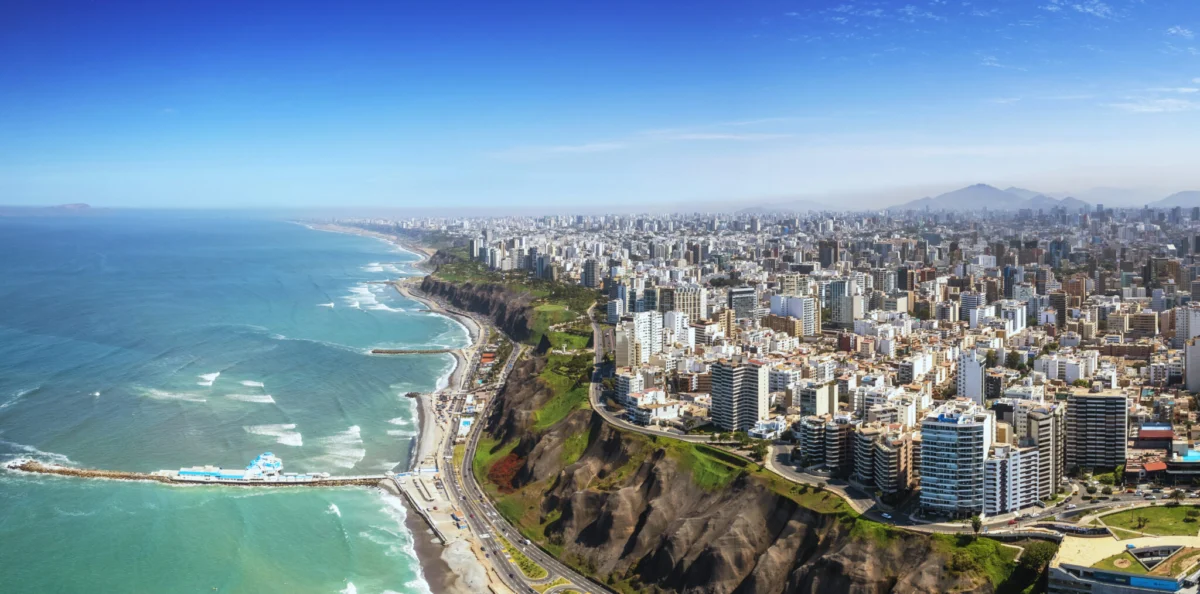 Landmark Ruling Mandates Plant-Based Options at Peruvian University, Upholding Student Rights