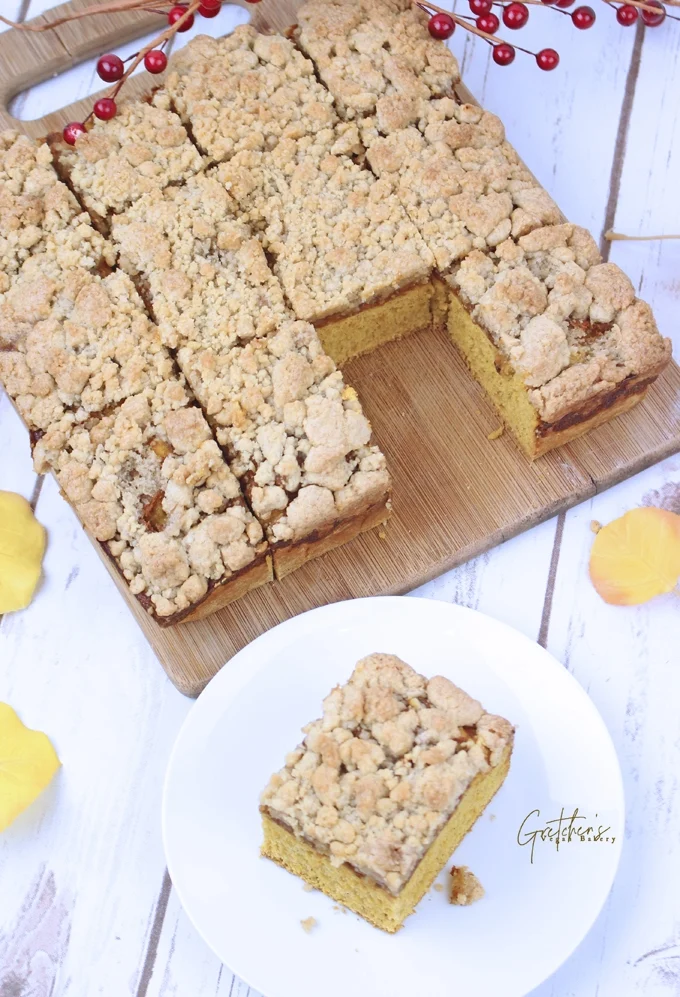 The Sweet Secret of Success: Unpacking the Iconic Bakery Crumb Bun Recipe