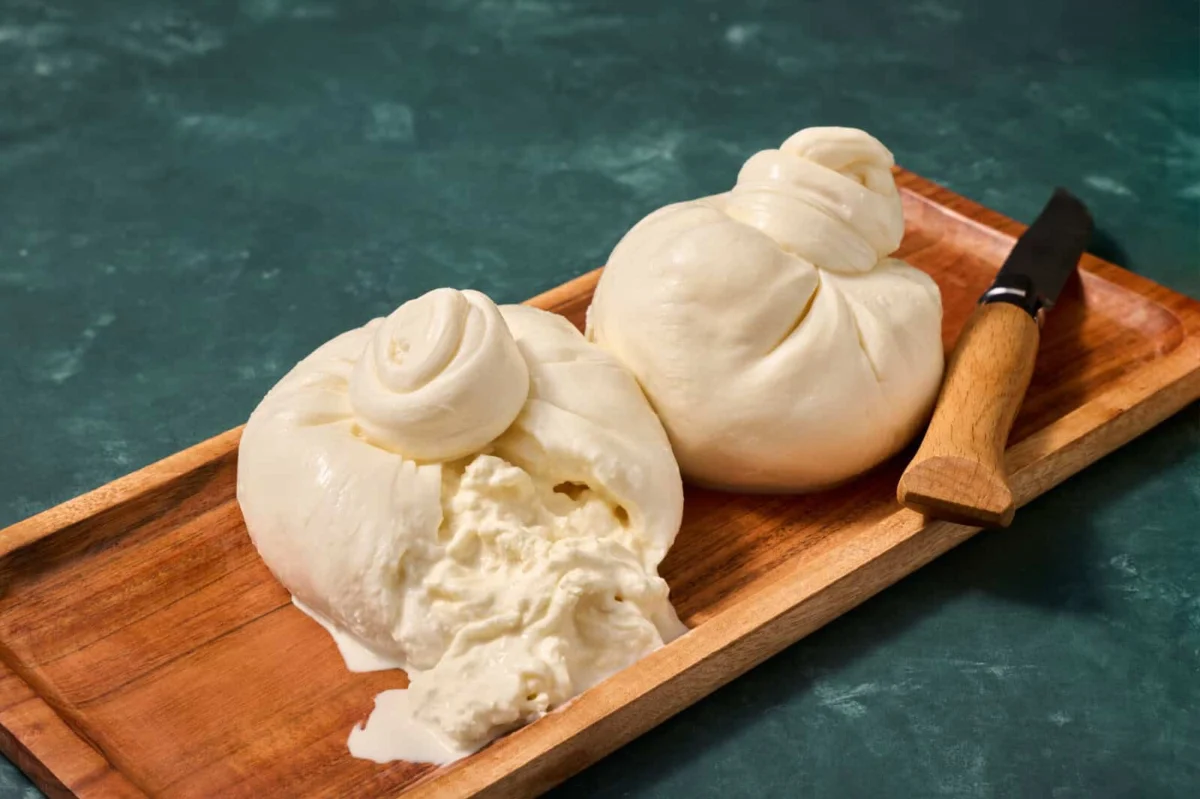Burrata: The Oozing Heart of Italian Dairy Tradition Captures Global Palates