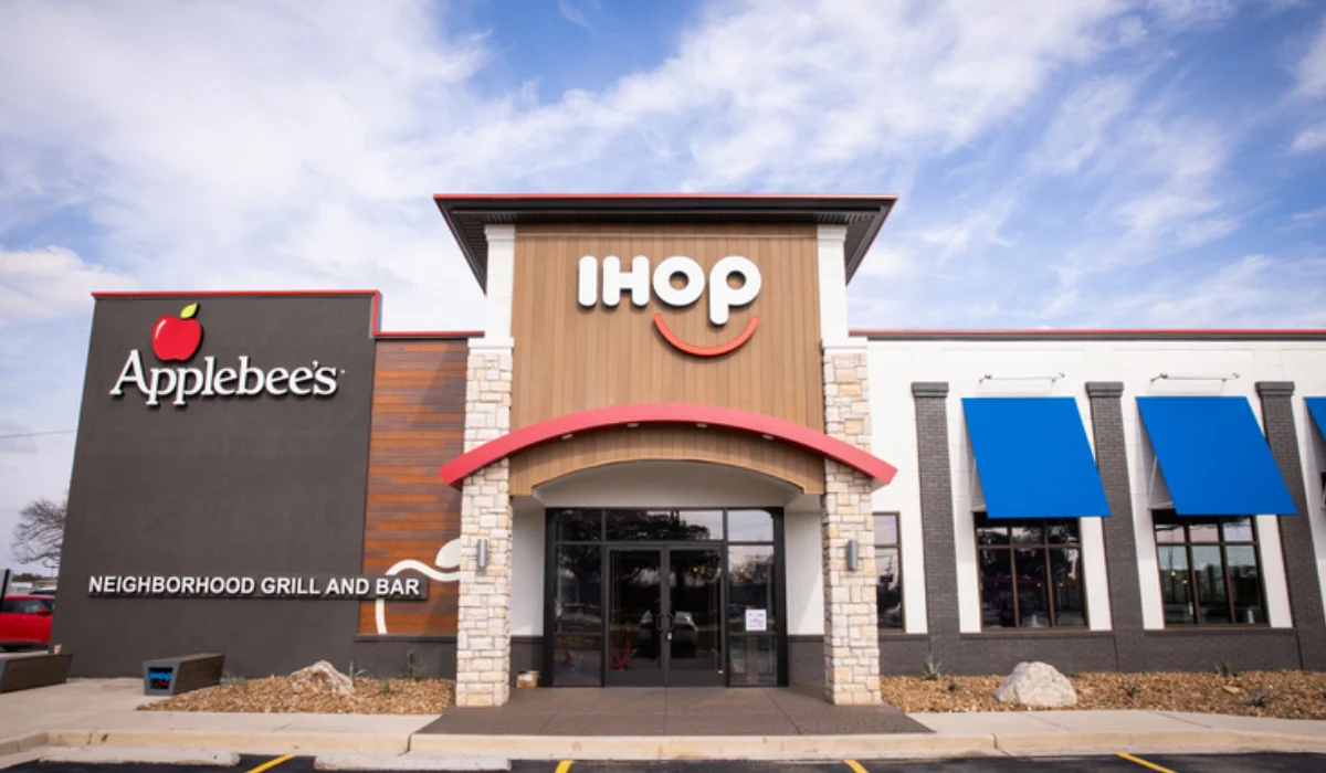 Executive Summary: Dine Brands Navigates a Fragmented Economy with Dual-Brand Innovation and 'Barbell' Marketing
