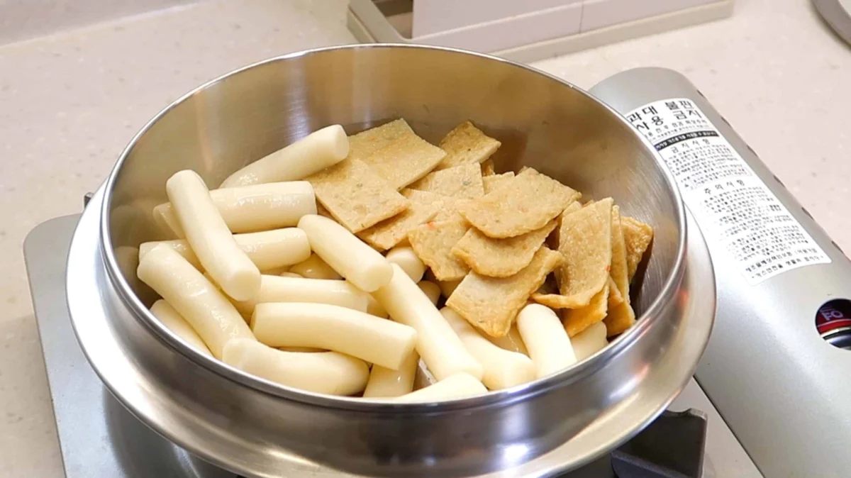 Culinary Breakthrough: Unlocking the Authentic Bunsikjip Tteokbokki Experience for Global Palates