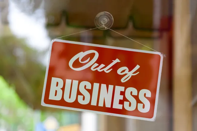 The Fragile Table: Analyzing the 2026 Surge in Multi-Unit Restaurant Franchisee Bankruptcies