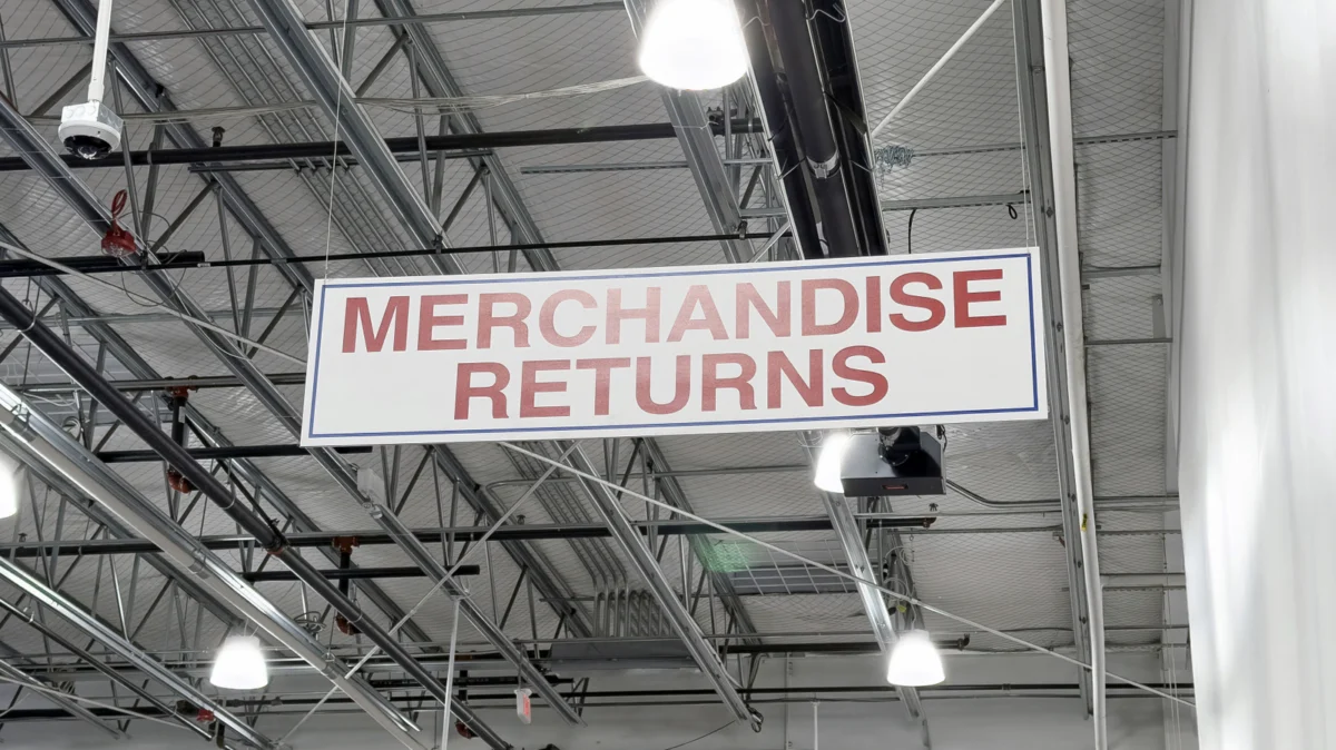 The Generous Giants: Unpacking the Legendary Return Policies of Costco and Trader Joe's